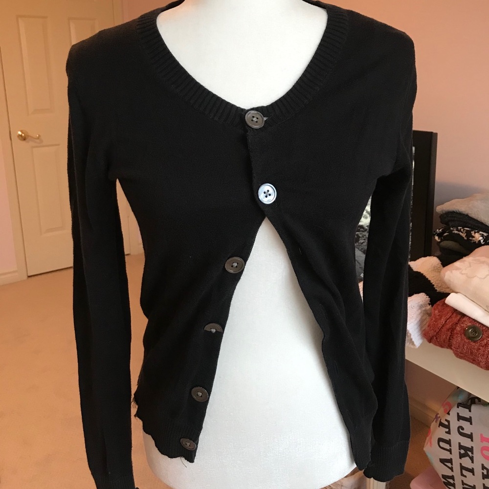 Hongkong IT shop 5cm
Women Skinny Sweater button